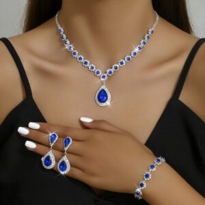 019c570a-cc8d-4721-b921-0b1a9e91bc72.jpg Fashion Jewelry Bridal Jewelry Suit Necklace Ear Stud Bracelet Three-piece Set