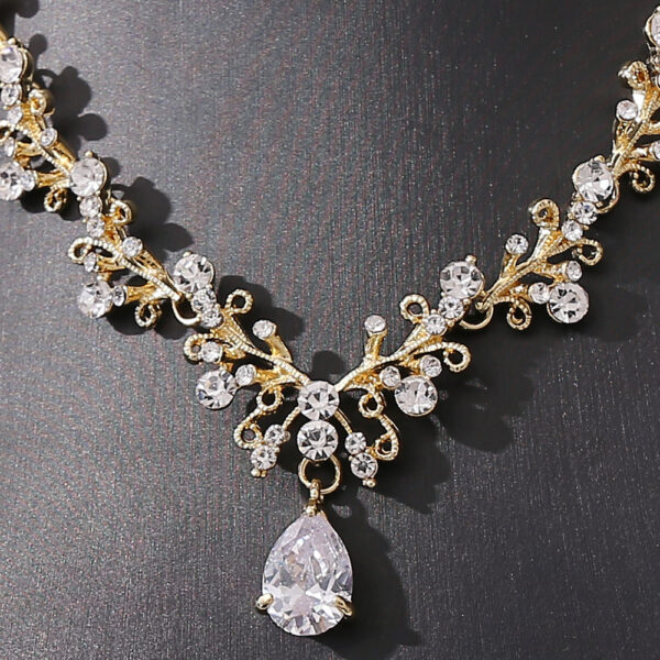 0538846f-3929-43cb-90d8-b2352e49f393.jpg Bridal Rhinestone Zircon Earring Necklace