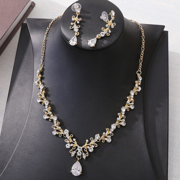 10a8efa2-2399-4f99-beb9-acb0f97de017.jpg Bridal Rhinestone Zircon Earring Necklace
