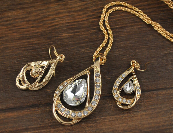 Double Drop Crystal Set Necklace & Earrings™ – Elegant Sparkling Jewelry Set