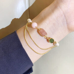 1622193696931.jpg Women's Natural Freshwater Pearl Strawberry Crystal Bracelet