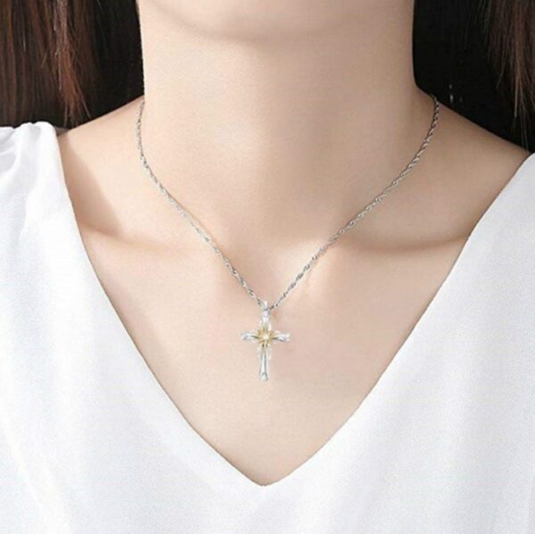 4af9643e-d46b-4549-bf7c-c91dcb018c1e.jpg Octagonal Star Cross Alloy Pendant