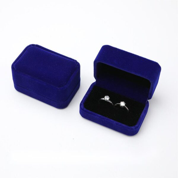 Jewelry Box™ – Elegant Flannelette Ring Box for Gifts & Engagements