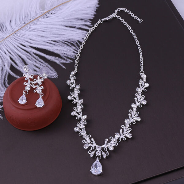 bbe8164c-5189-4b8f-b4bc-ea57aa364732.jpg Bridal Rhinestone Zircon Earring Necklace