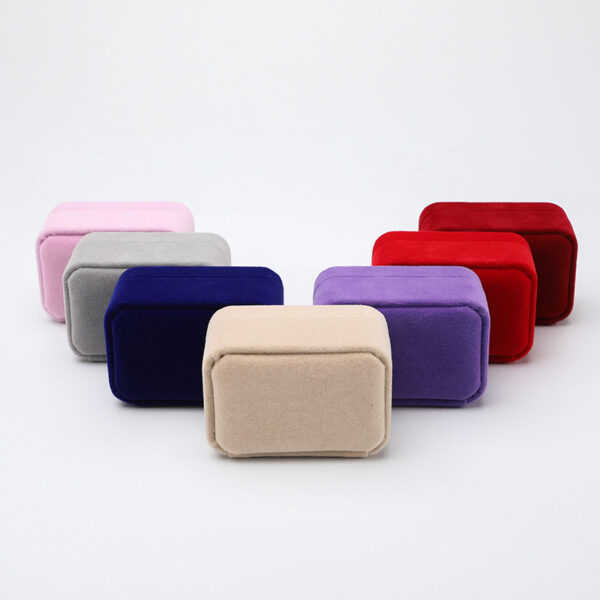 Jewelry Box™ – Elegant Flannelette Ring Box for Gifts & Engagements