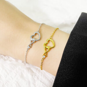 Gift for Girlfriend – Heart Bracelet™ – Romantic Jewelry for Her