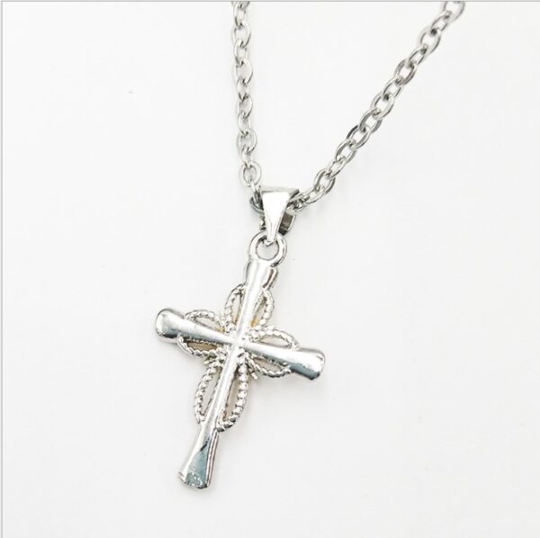 ea10dbd6-764d-493e-861b-d47129e8c7c2.jpg Octagonal Star Cross Alloy Pendant