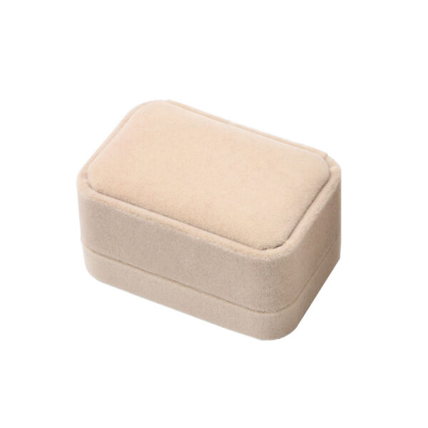 Jewelry Box™ – Elegant Flannelette Ring Box for Gifts & Engagements