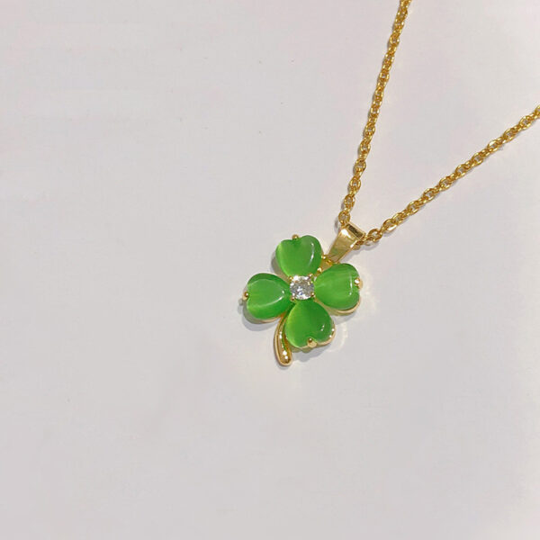 Gold Plated Enamel Sakura Flower Necklace, Flower Necklace, Gold Sakura Flower Necklace, Christmas Gift, Gift for her, Everyday Necklace