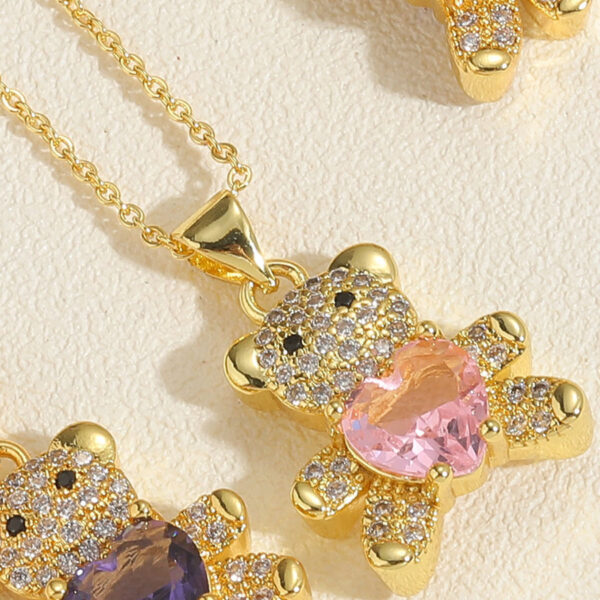 7bb887a2-2759-47ea-ab96-3419c0e9b3a0.jpg Copper Micro Inlaid Zircon Bear Love Gem Necklace