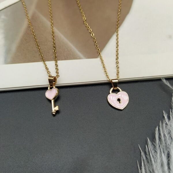 7cc68840-9d36-4504-b92a-774964d4199a.jpg A Pair Of Lovers Necklace Small Key Lock Love Pendant