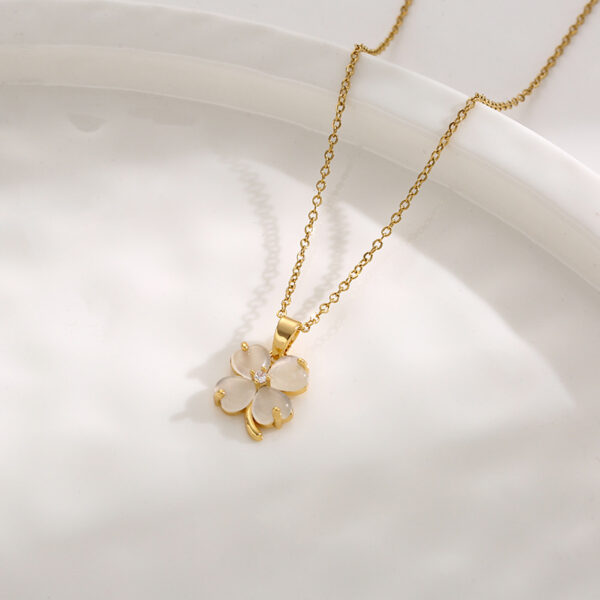 Gold Plated Enamel Sakura Flower Necklace, Flower Necklace, Gold Sakura Flower Necklace, Christmas Gift, Gift for her, Everyday Necklace