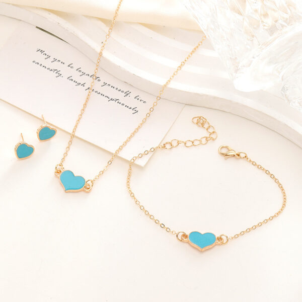 c2588b8c-f052-4a49-9e34-be5b29f7453f.jpg Simple Love Jewelry Women's Fashion Necklace Suit Heart Jewelry Set Gift For Her Fashion Party Jewelry